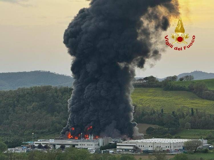 L'incendio a Umbertide